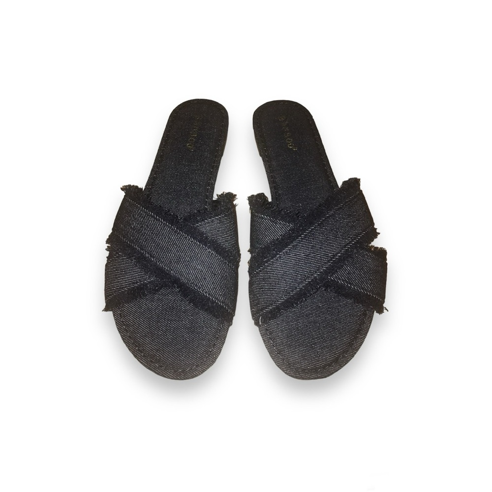 BLACK FRAYED DENIM OPEN-TOE SANDALS W/ CRISSCROSS STRAPS · SIZE 9, FITS 8 · NWT - Picture 2 of 7